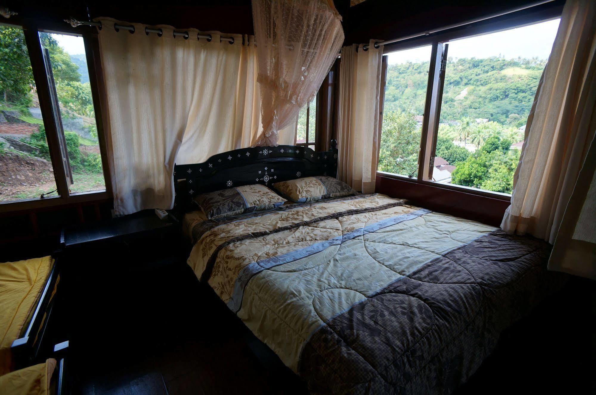 Villa Mata'Ano Mangsit Buitenkant foto